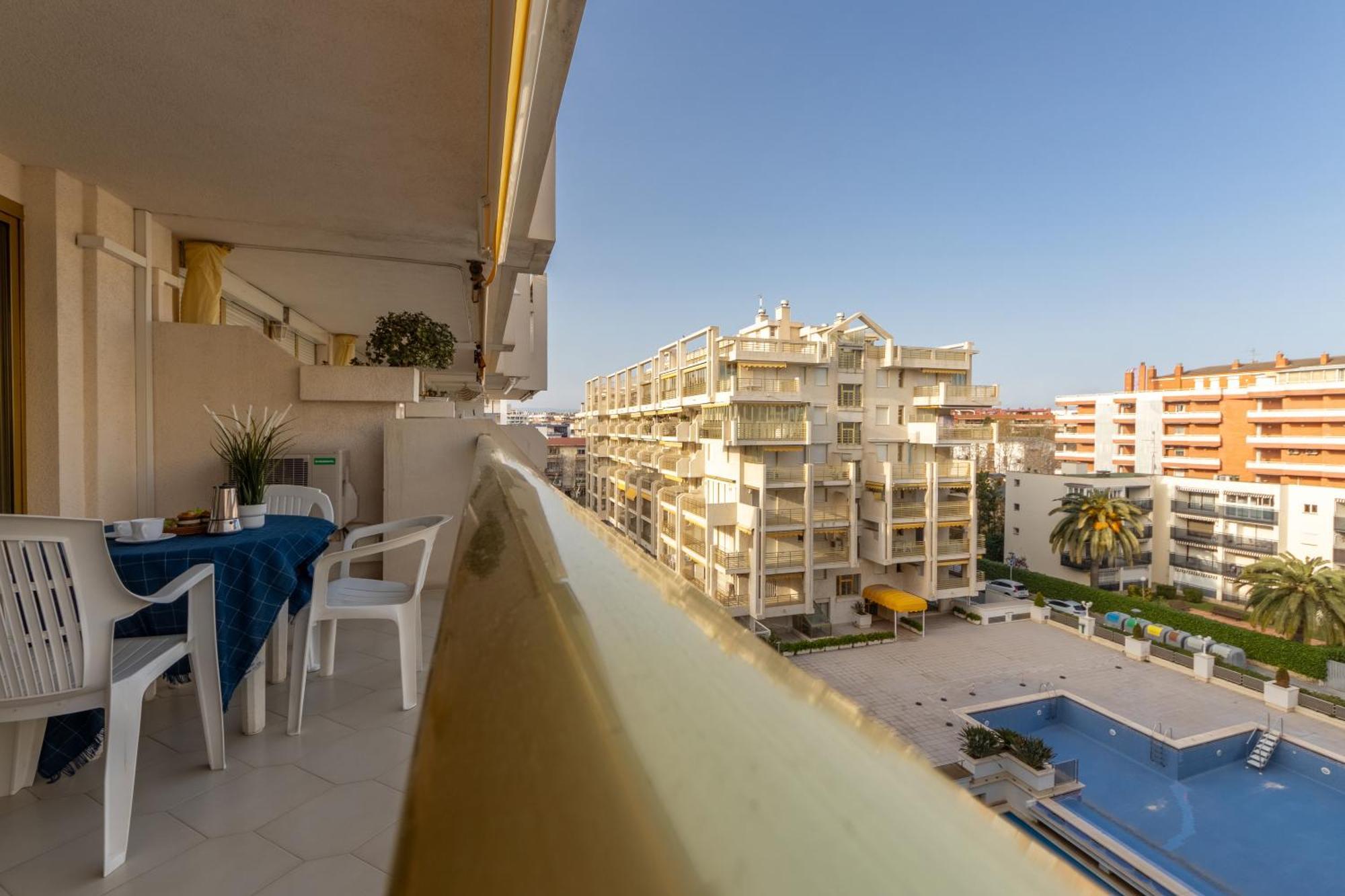 Novelty III Arysal 4 Apartment Salou Exterior photo