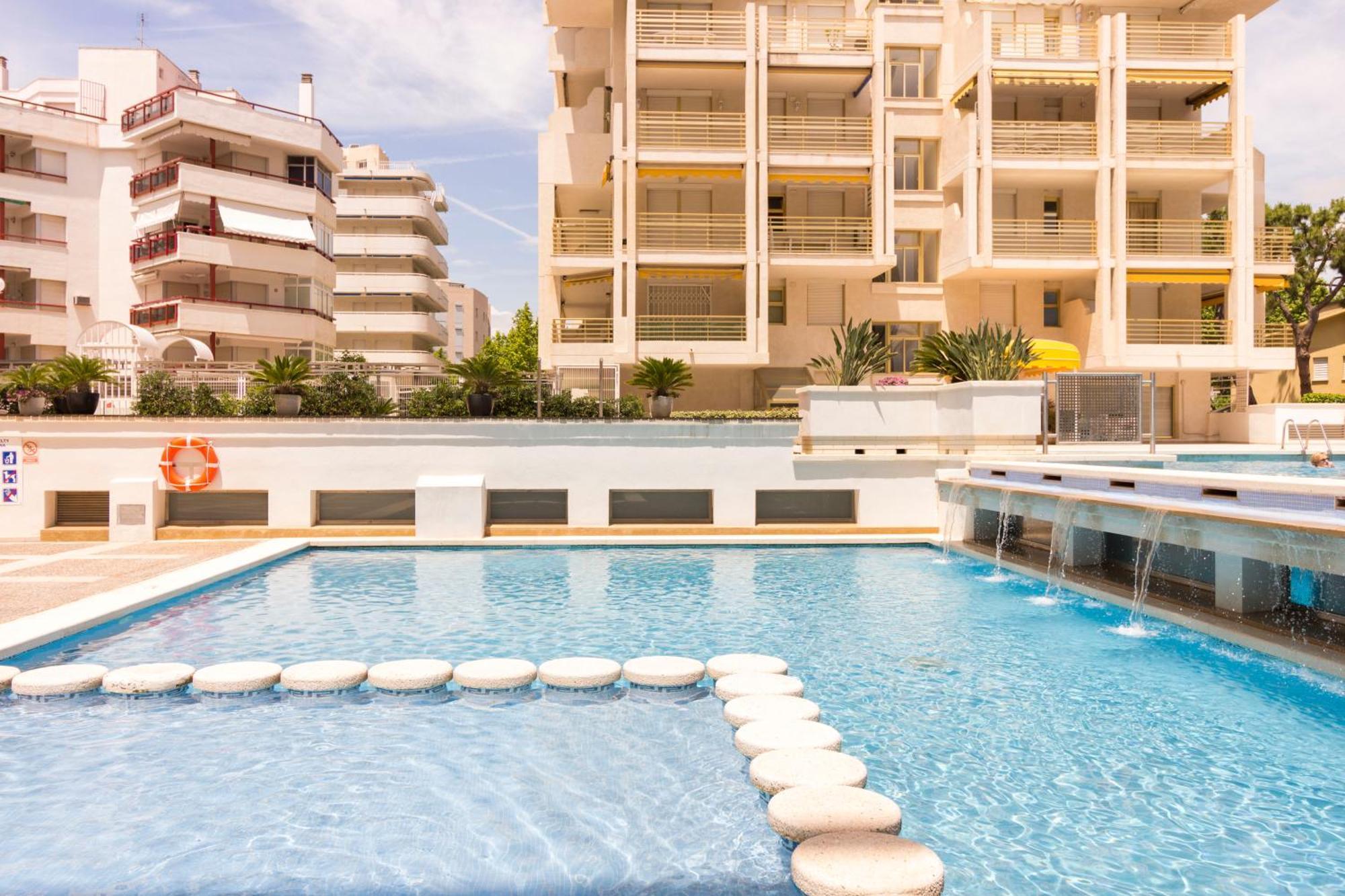Novelty III Arysal 4 Apartment Salou Exterior photo