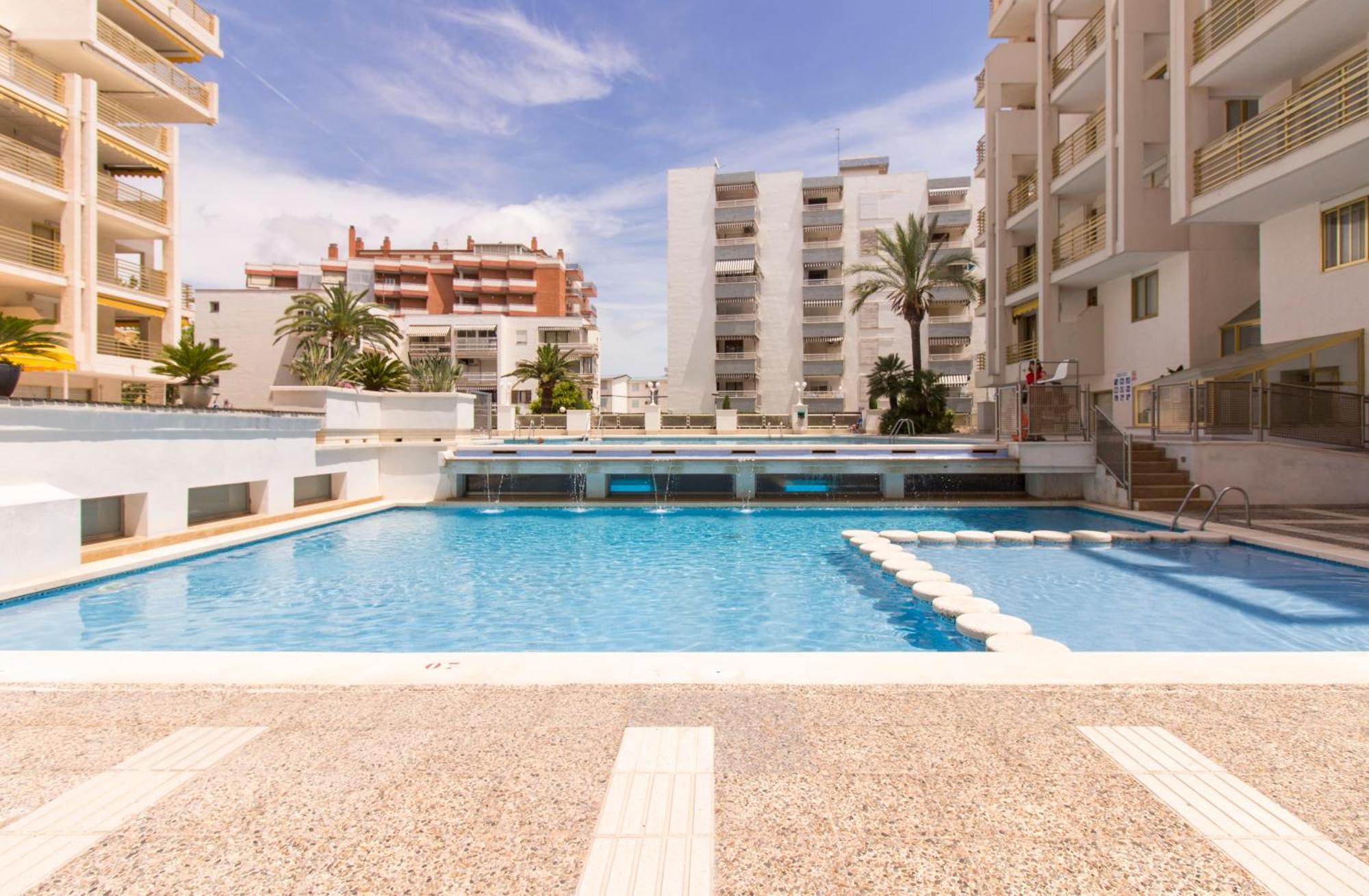 Novelty III Arysal 4 Apartment Salou Exterior photo